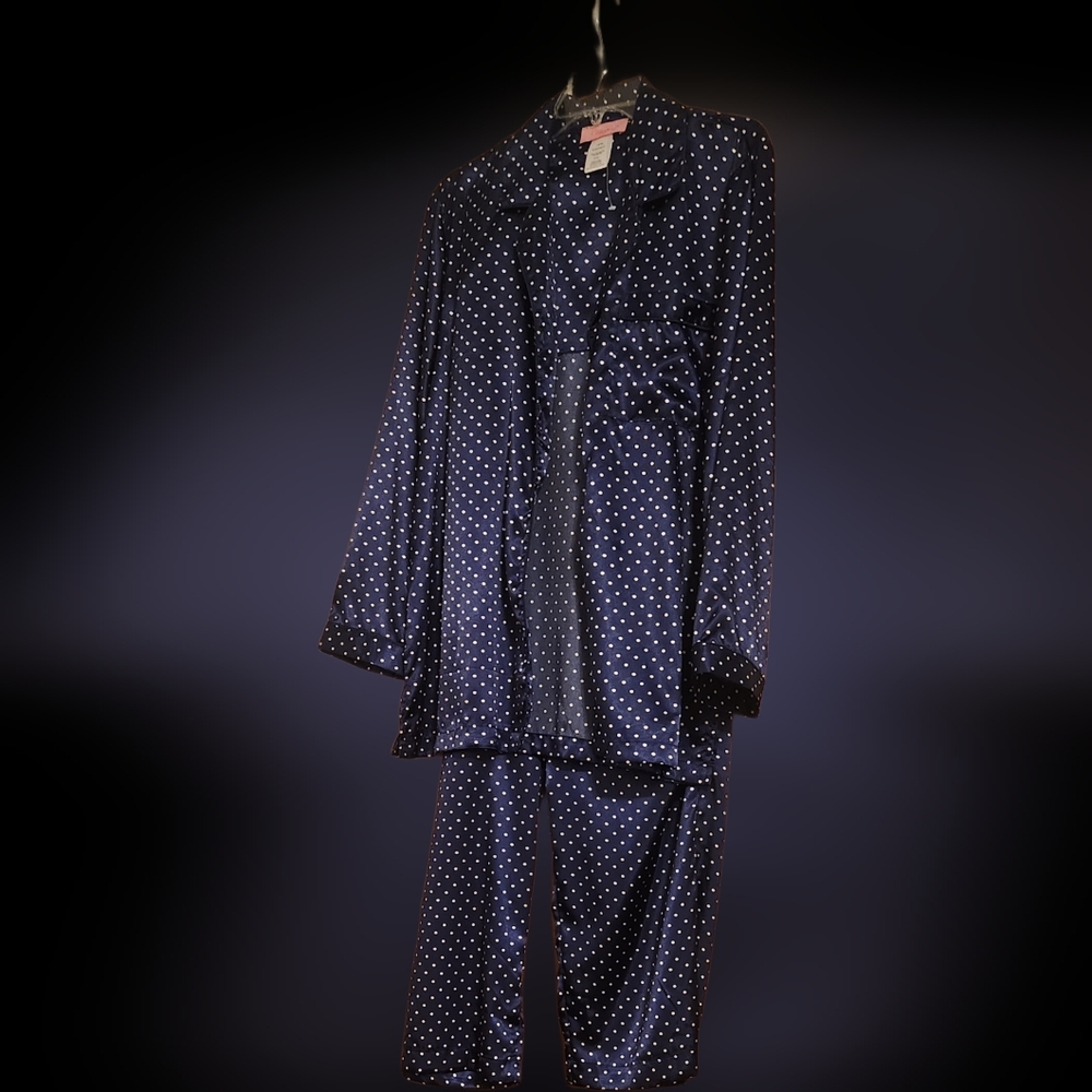 Whisper sleepwear